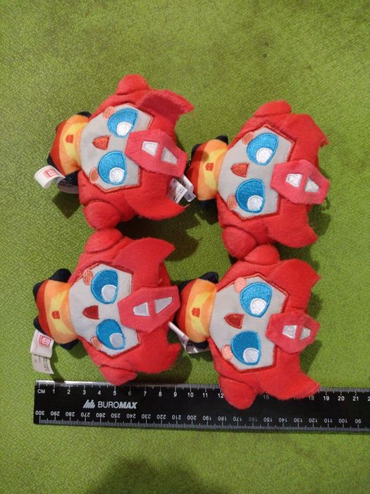 плюші Старскрім1️⃣, Бамблбі2️⃣, Хотрод2️⃣