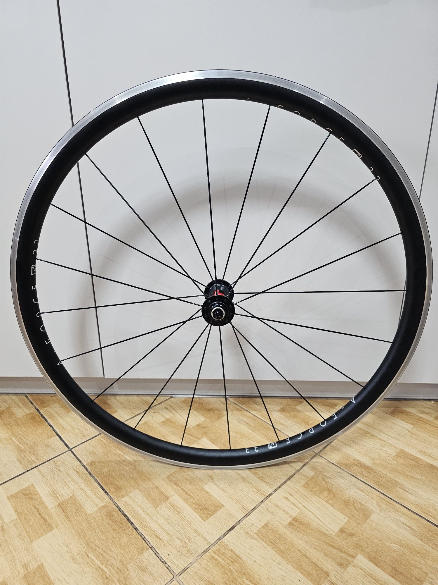 Koła do roweru szosowego A- force 33, DT Swiss 240s mały przebieg,