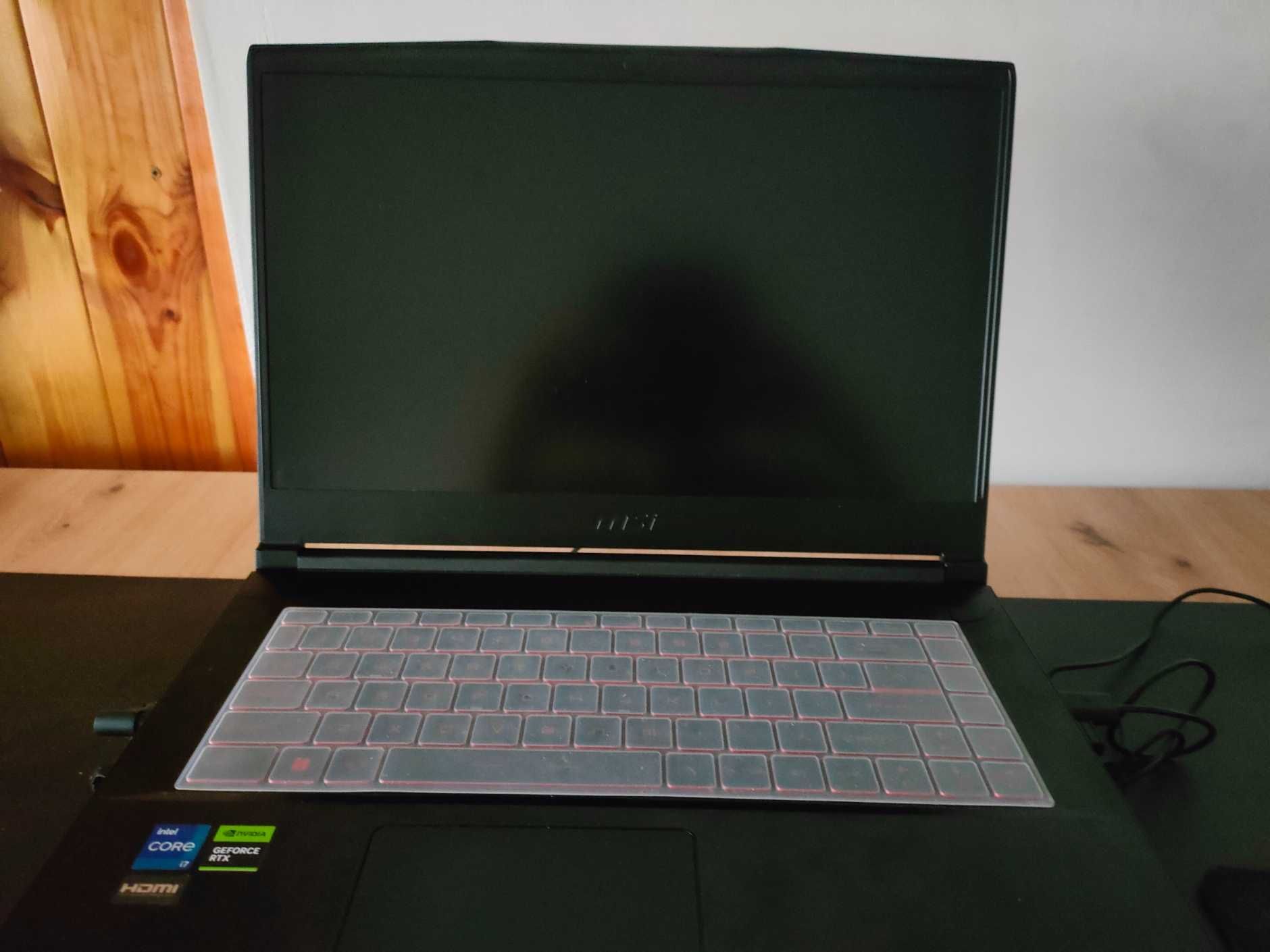 Laptop MSI Gamingowy i7-11800h RTX 3050, 1T SSD