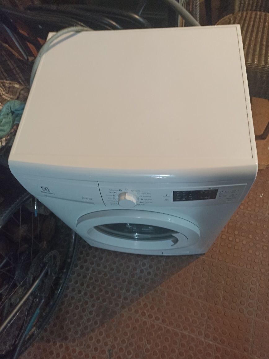 Máquina lavar roupa Electrolux