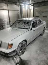 Mercedes w124 сел поехал.