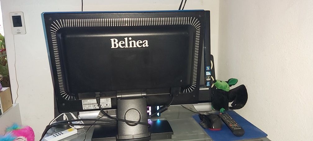 Monitor Belinea 22 całe