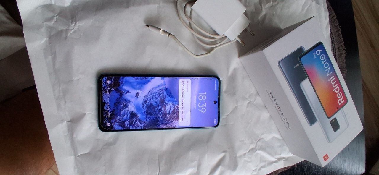 Sprzedam redmi note 9 pro 6 GB ram-u 64 ROM