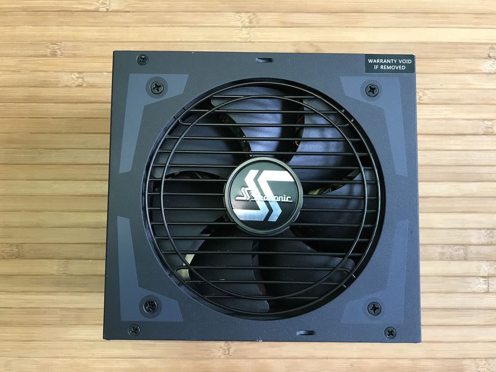 Блок питания Seasonic Focus Plus Platinum 550w
