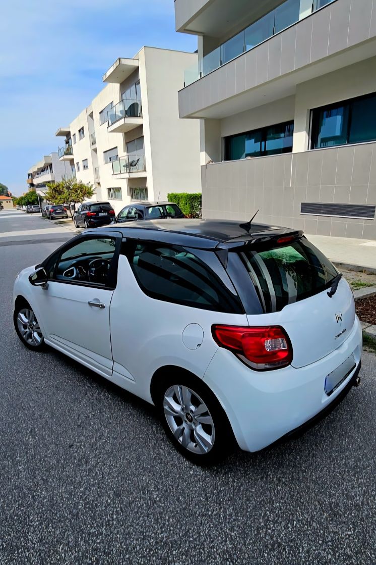 Citroën DS3 1.4 e-HDi So Chic Nacional