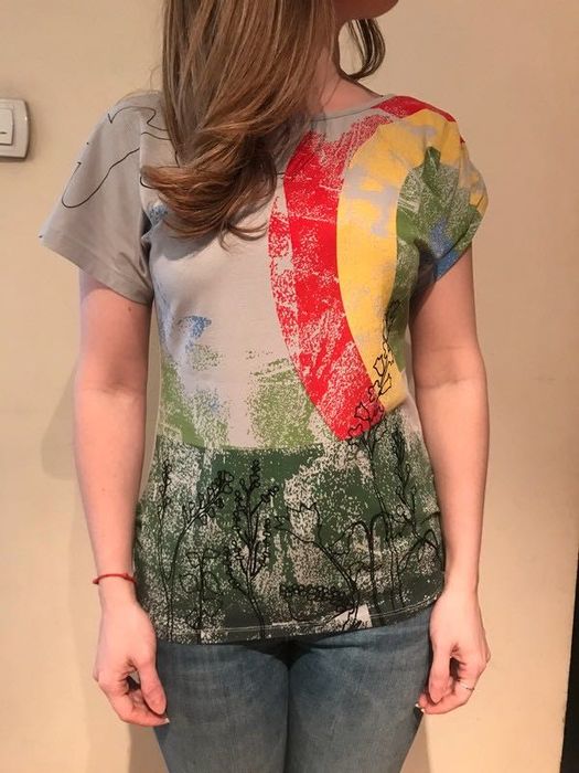 T-shirt szary na ramię rozm S
