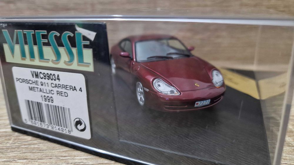 Miniatura 1:43 Porsche 911 Carrera 4 »1999»
