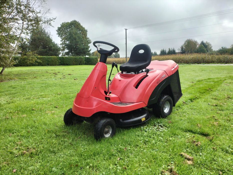 Traktorek kosiarka z koszem Briggs 12.5