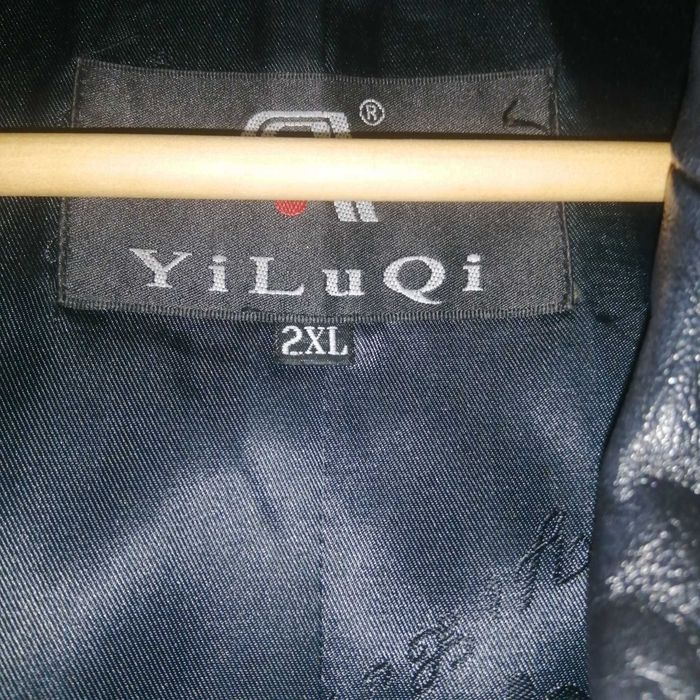 Кожаный женский плащ