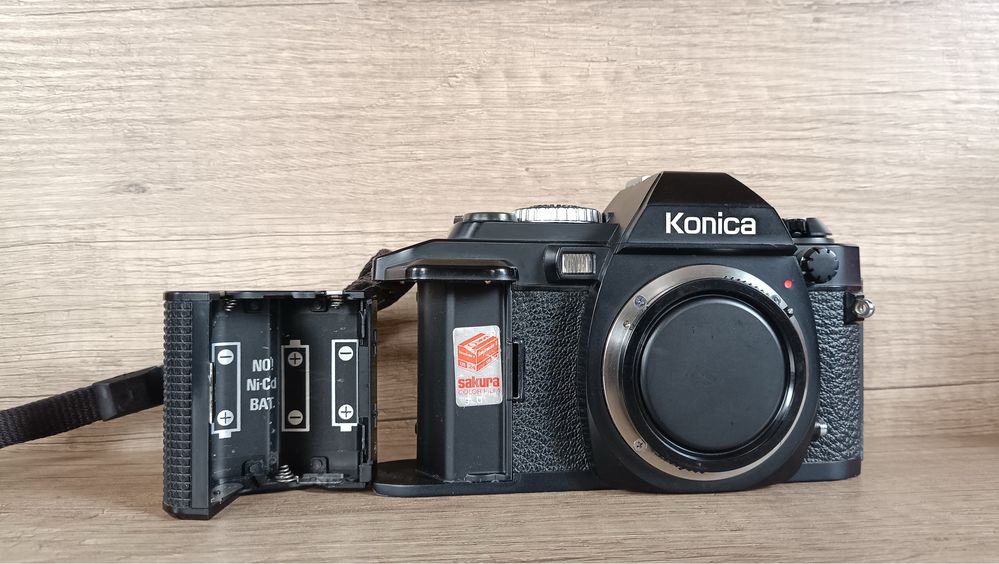 Konica FS-1 плівкова камера. Уважно читайте опис!