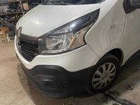 Крило переднє ліве праве Рено Трафік Renault Trafic 3 Vivaro розборка
