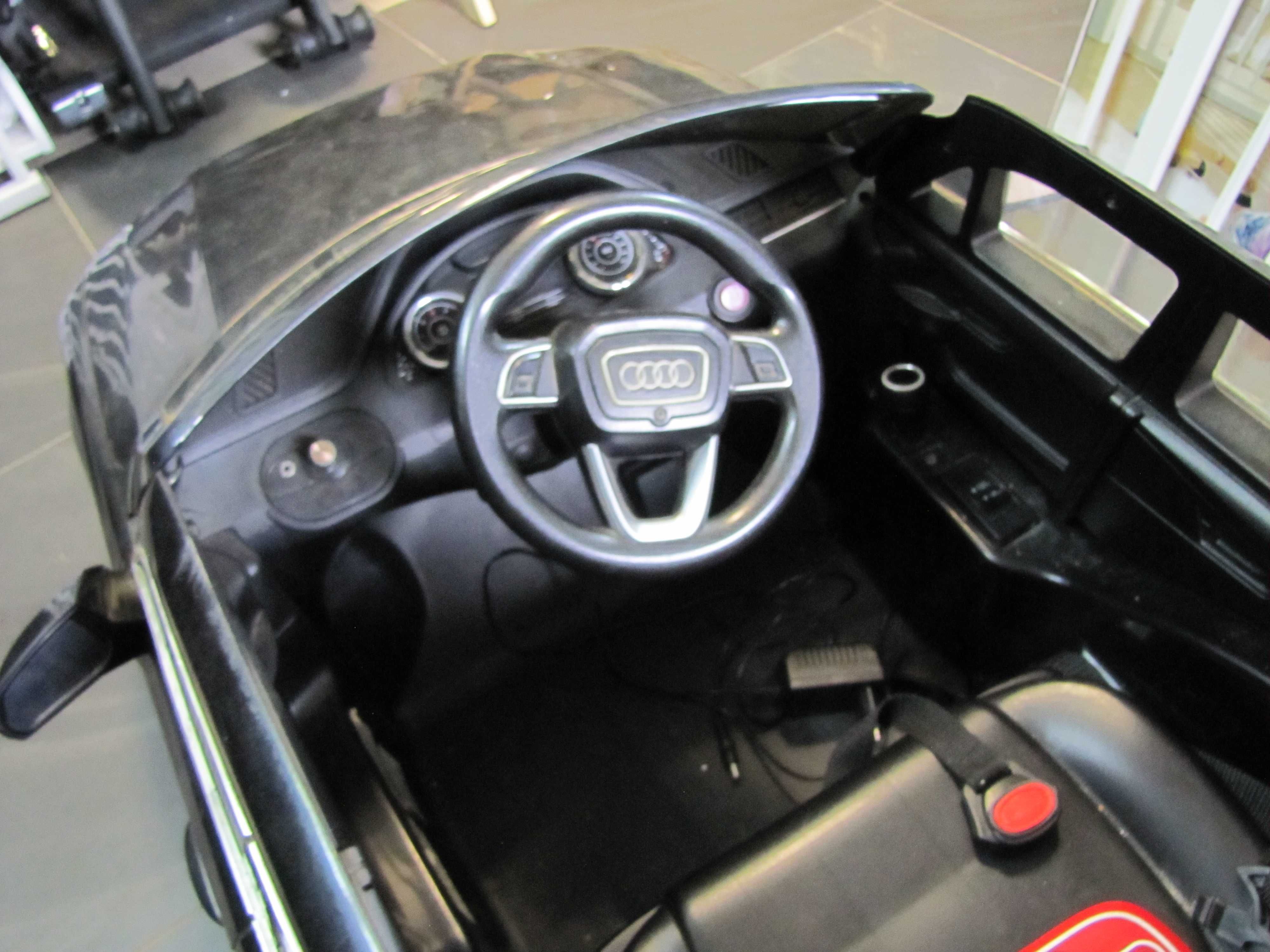 Auto autko na akumulator dla dzieci Audi Q7 akumulatorowe pilot