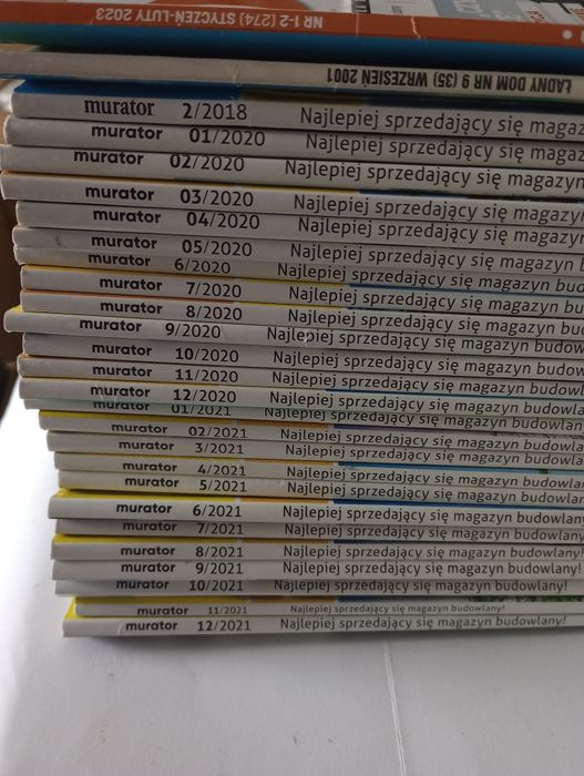 Murator numery z lat od 2020 do 2023 i ładny dom 2 numery