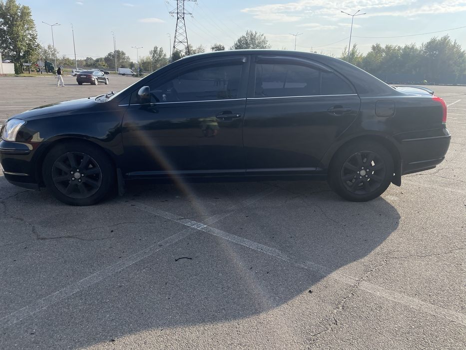 Продам Toyota Avensis