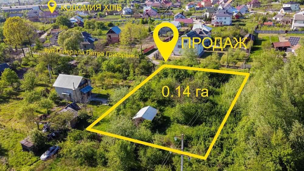 Земельна ділянка із дачним будинком