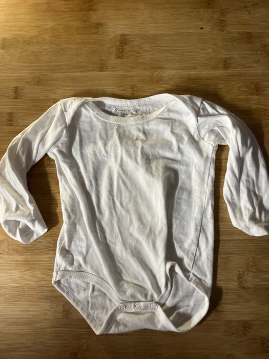 Białe body rozmiar 74/80