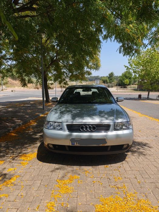 Audi A3 1.9TDi cinzento