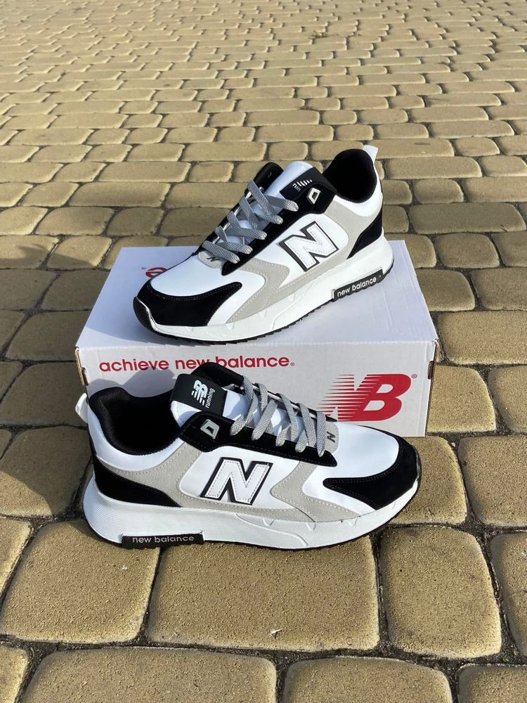 Кросівки чоловічі New Balance чорно-білі 40,41