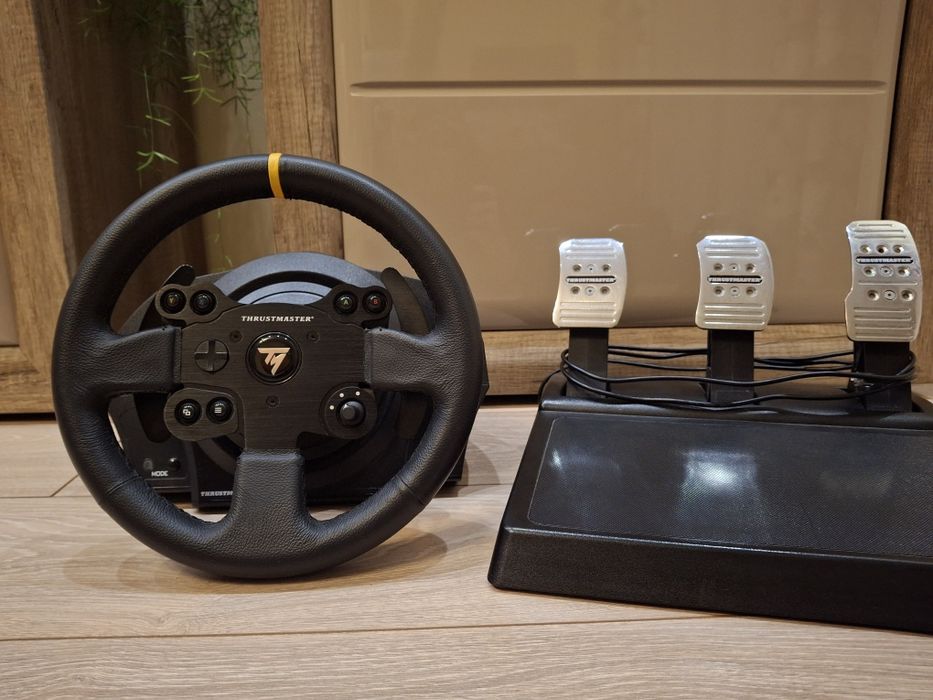 Kierownica thrustmaster tx leather edition