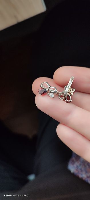 серьги с гранатом серебряные