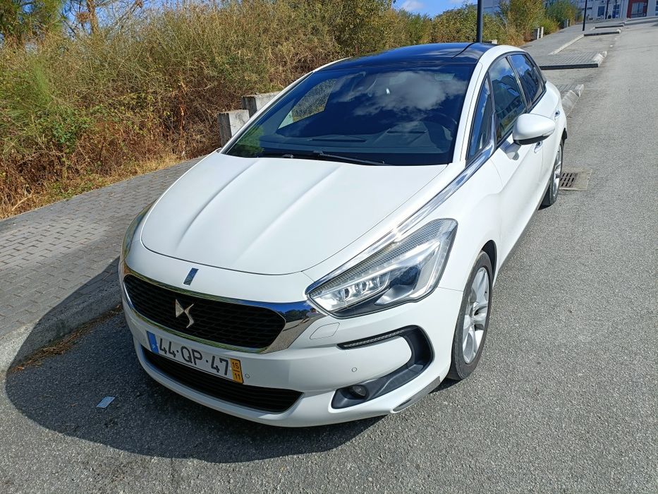 Vendo DS 5 de 2015. Particular e em bom estado