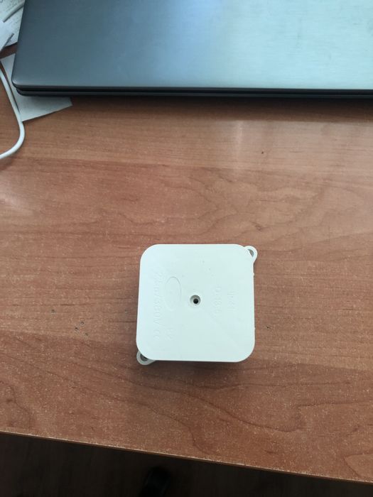 Коробка монтажная распределительная 80/80/35