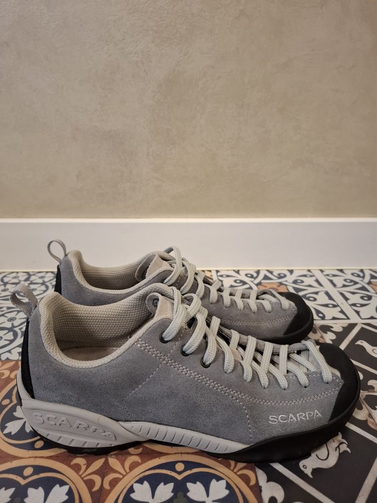 Кросівки трекінгові Scarpa Mojito r. 38.5
