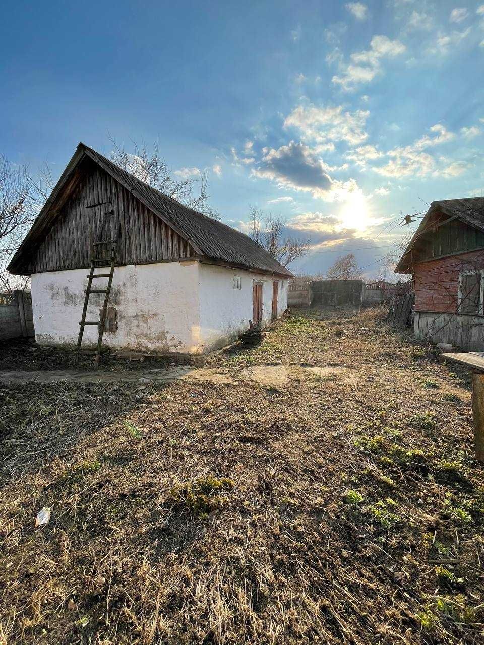 Продається приватизований будинок у селі Черниш,за 15 км від Чернігова