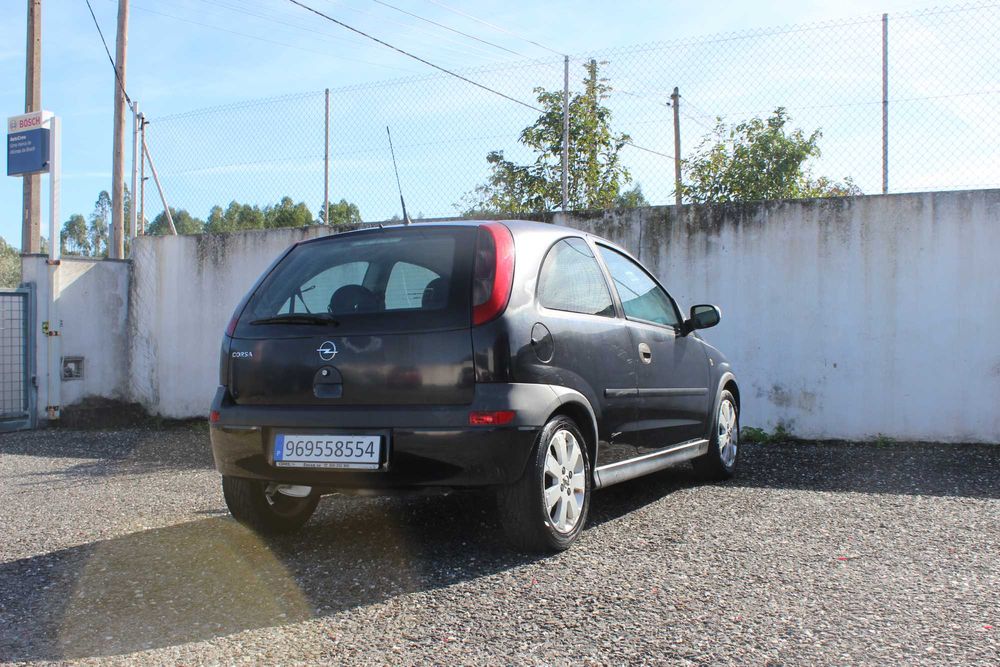 Opel Corsa C 1.2 16V Sport