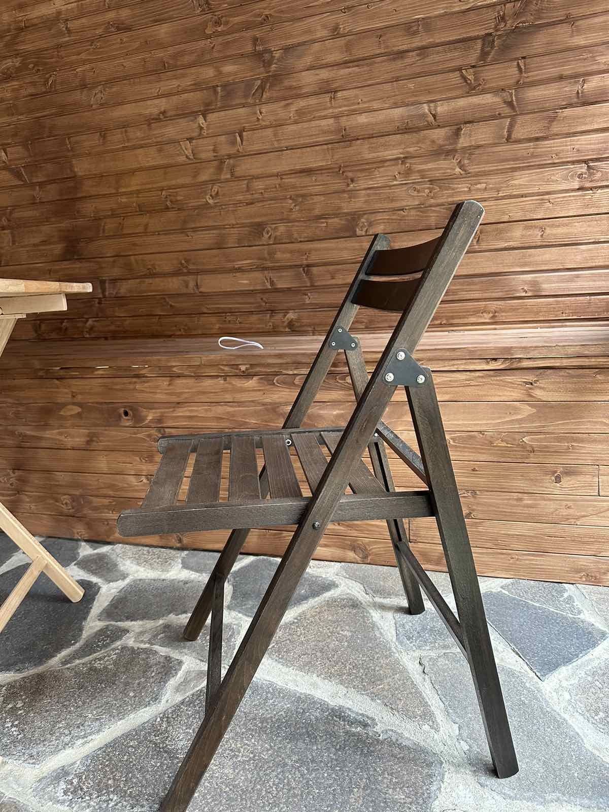 Розкладні стільці в стилі  IKEA та розкладний стіл