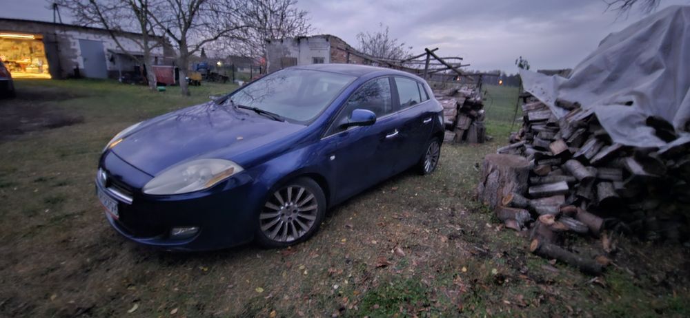 Fiat Bravo 1,9 jtd Emotion 120KM, uszkodzony sprzeglo w podlodze