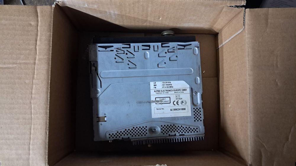 Продам Alpine CDE -130R