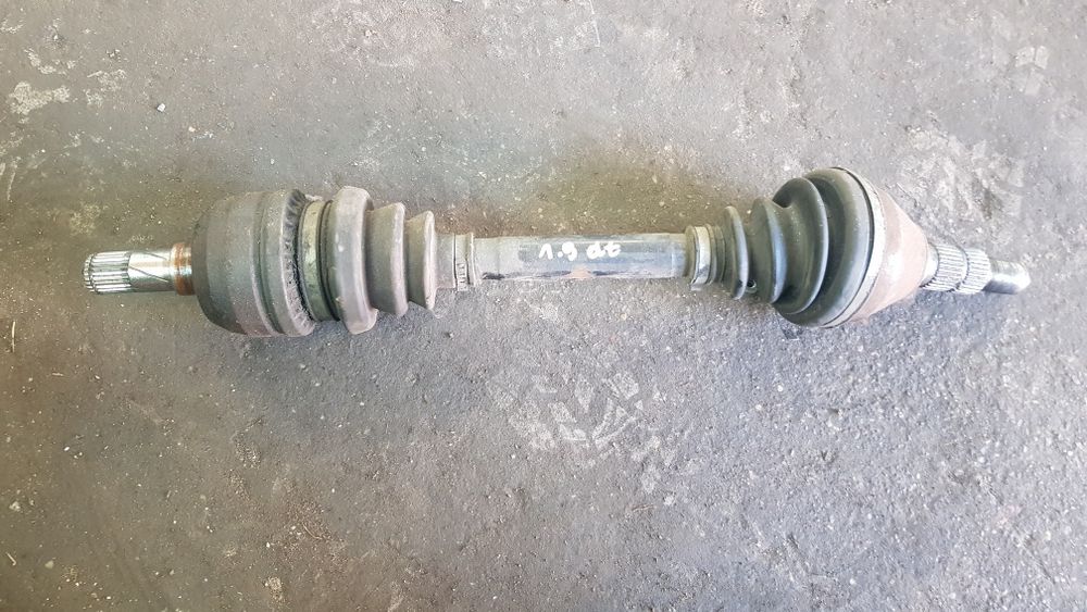 Półoś lewa krótka przegub z19dt z19dth 1.9 diesel opel vectra c signum