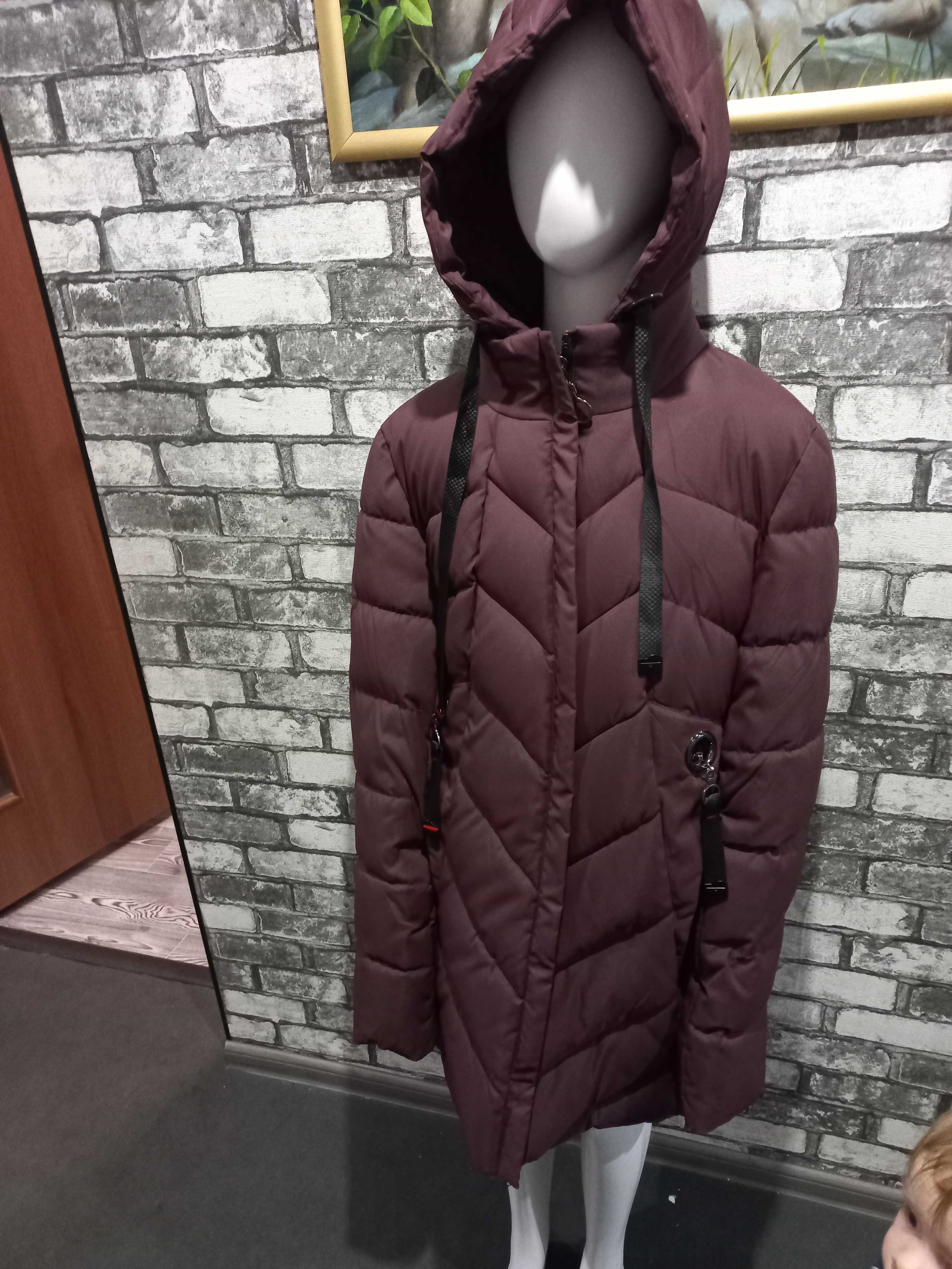 Продам жіноче пальто. Нове