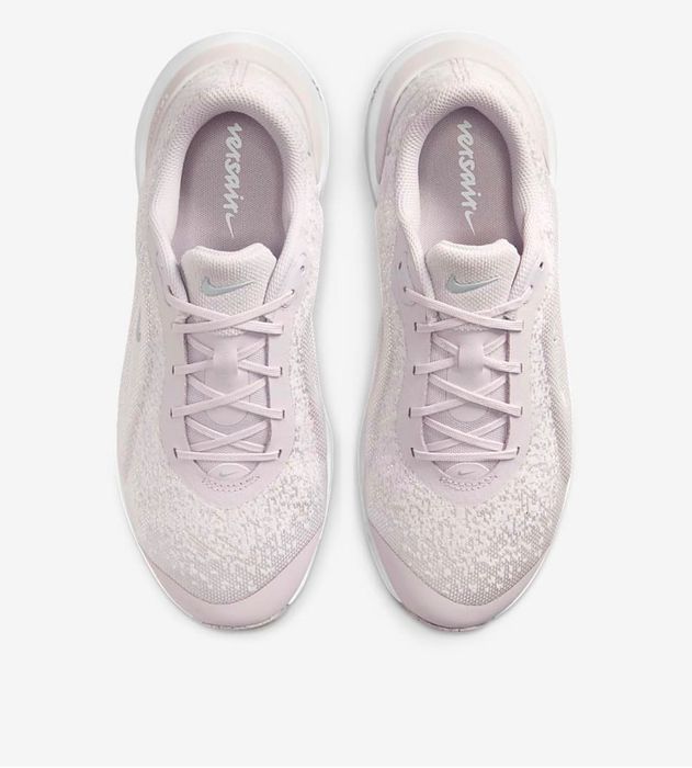 Продам нові кросівки Nike Versair, 10 (41)