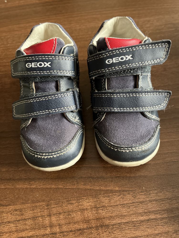 Geox, adidasy chłopięce rozmiar 22