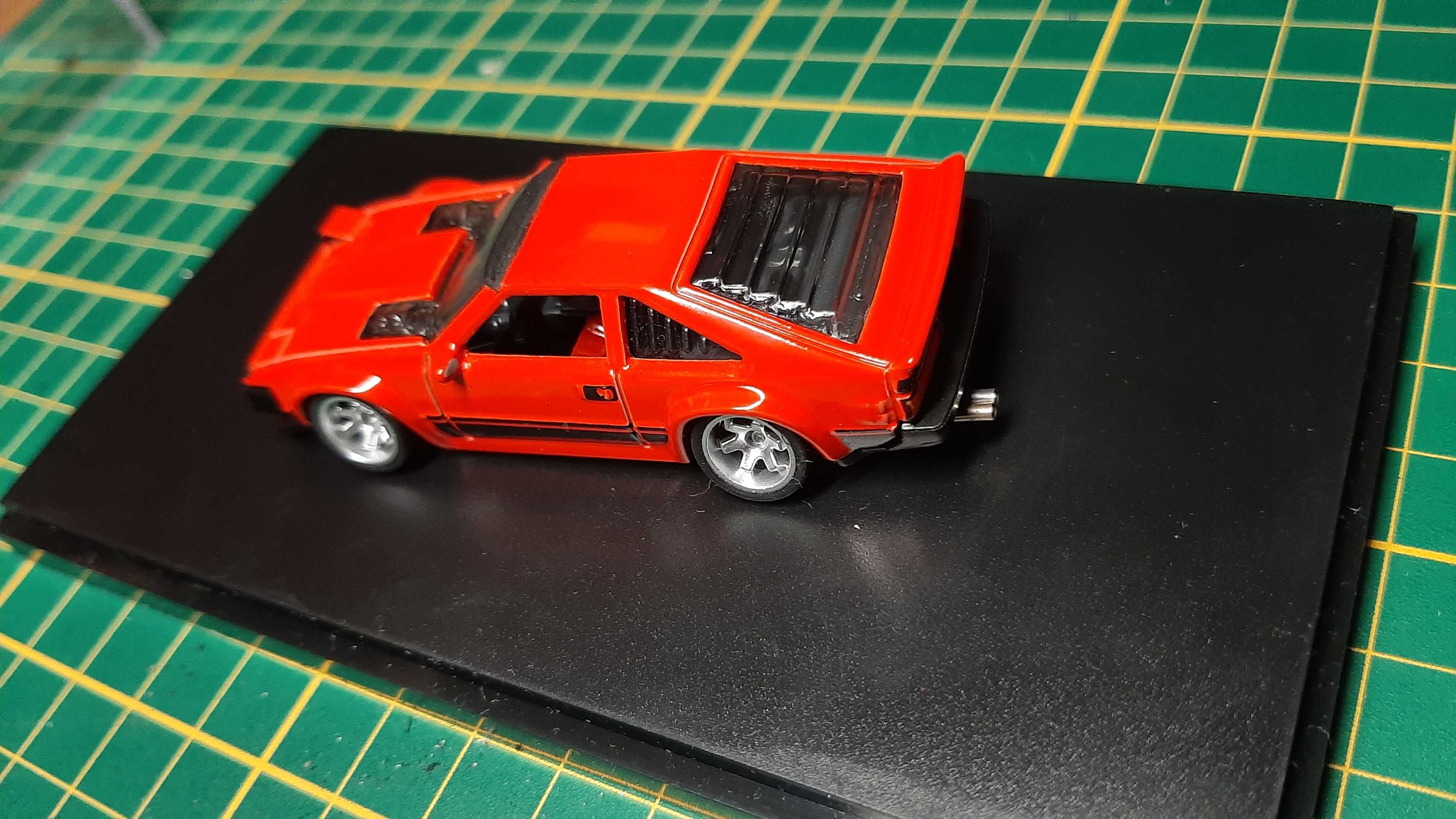 Hot wheels '82 Toyota Supra MK3 - custom, mega stance, jdm 1:64