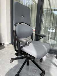 Krzeslo biurowe obrotowe szare