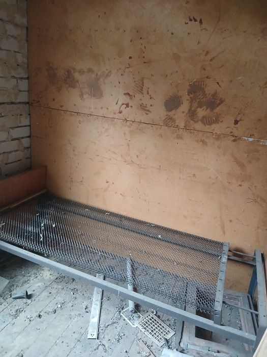 Кровать металлическая полуторная