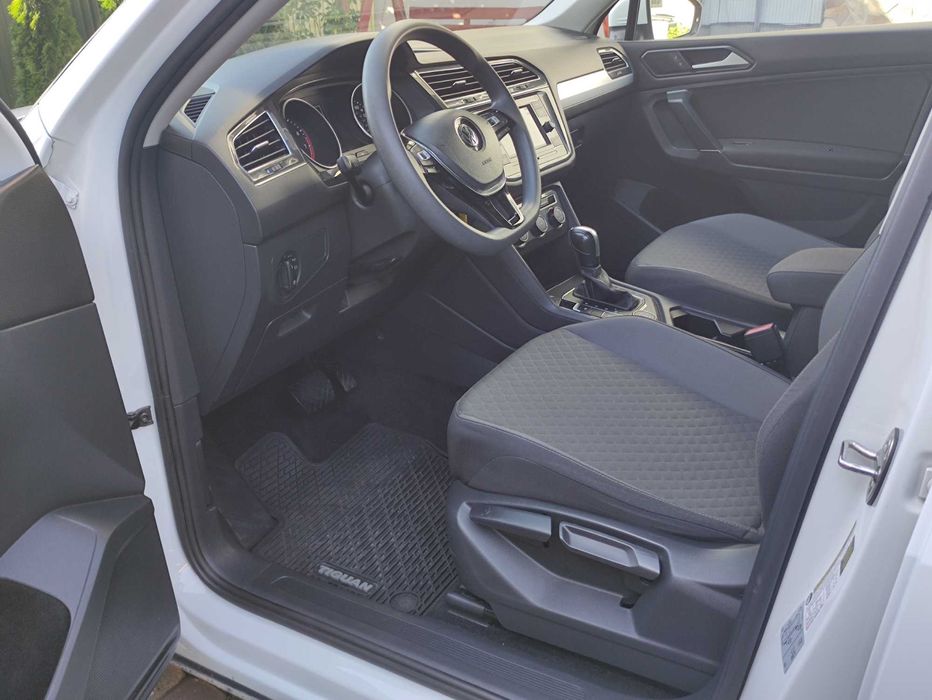 Volkswagen Tiguan,  2017