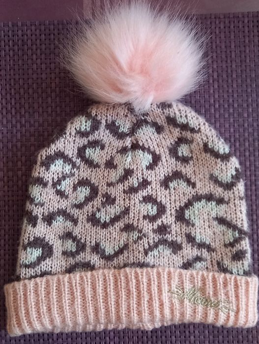 Czapka dziewczeca (110-116/122)