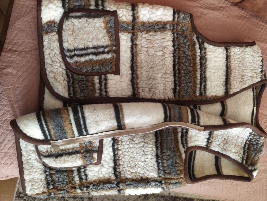 Kamizelka damska wełniana 50