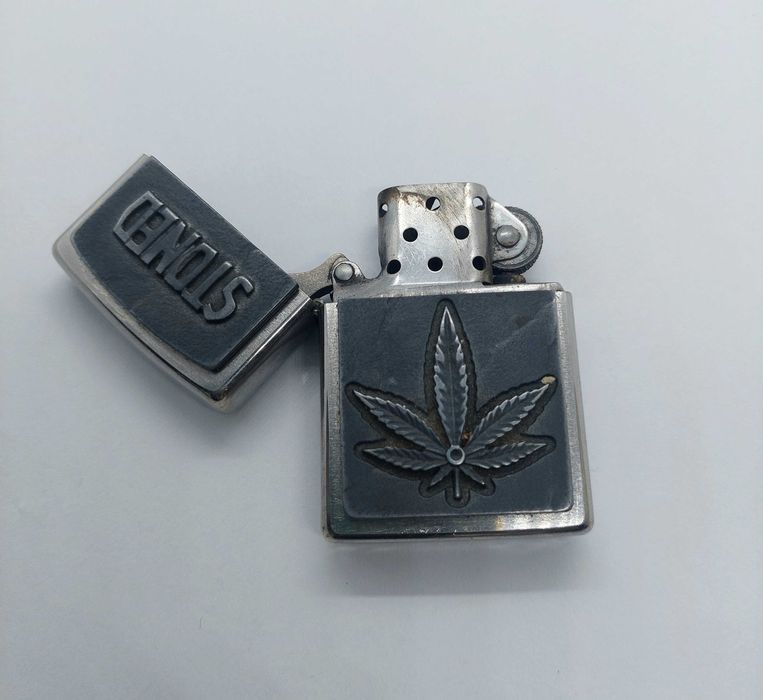 Zapalniczka ZIPO STONED / Nowy Lombard / Cz-wa