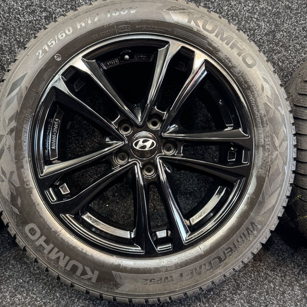 Диски Б/У разом з резиною 7R17 5x114.3 ET43.5 Dia67.1 KH227017 B