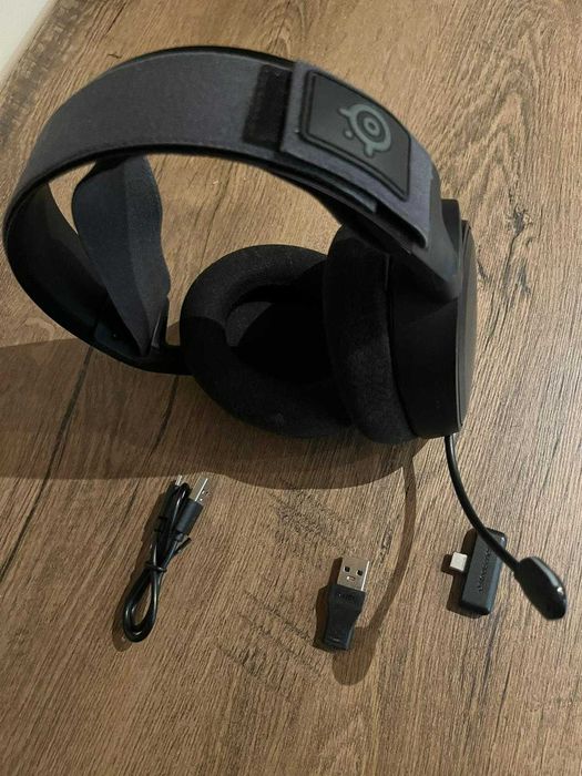 SteelSeries Arctis 7+ Wireless [komplet: dongle, adapter Hama, kabel)