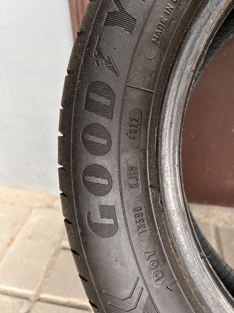 Goodyear efficientgrip 185/60 r15