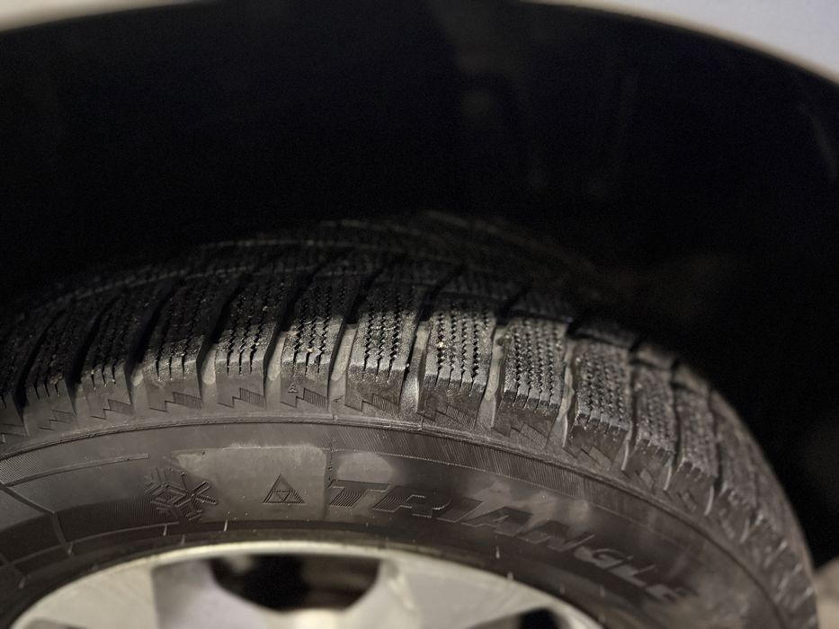 Nissan Navara D40 2.5tdi автомат