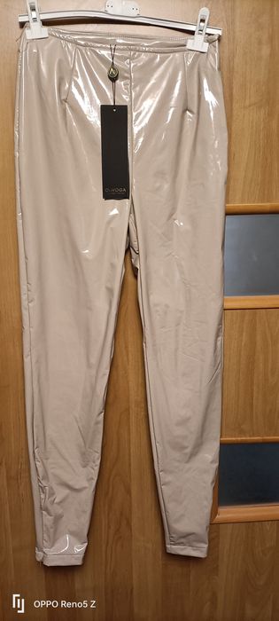 Spodnie damskie lateksowe stan nowe z metką