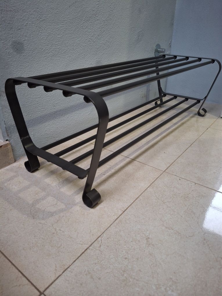 Calçadeira / Móvel para sapatos