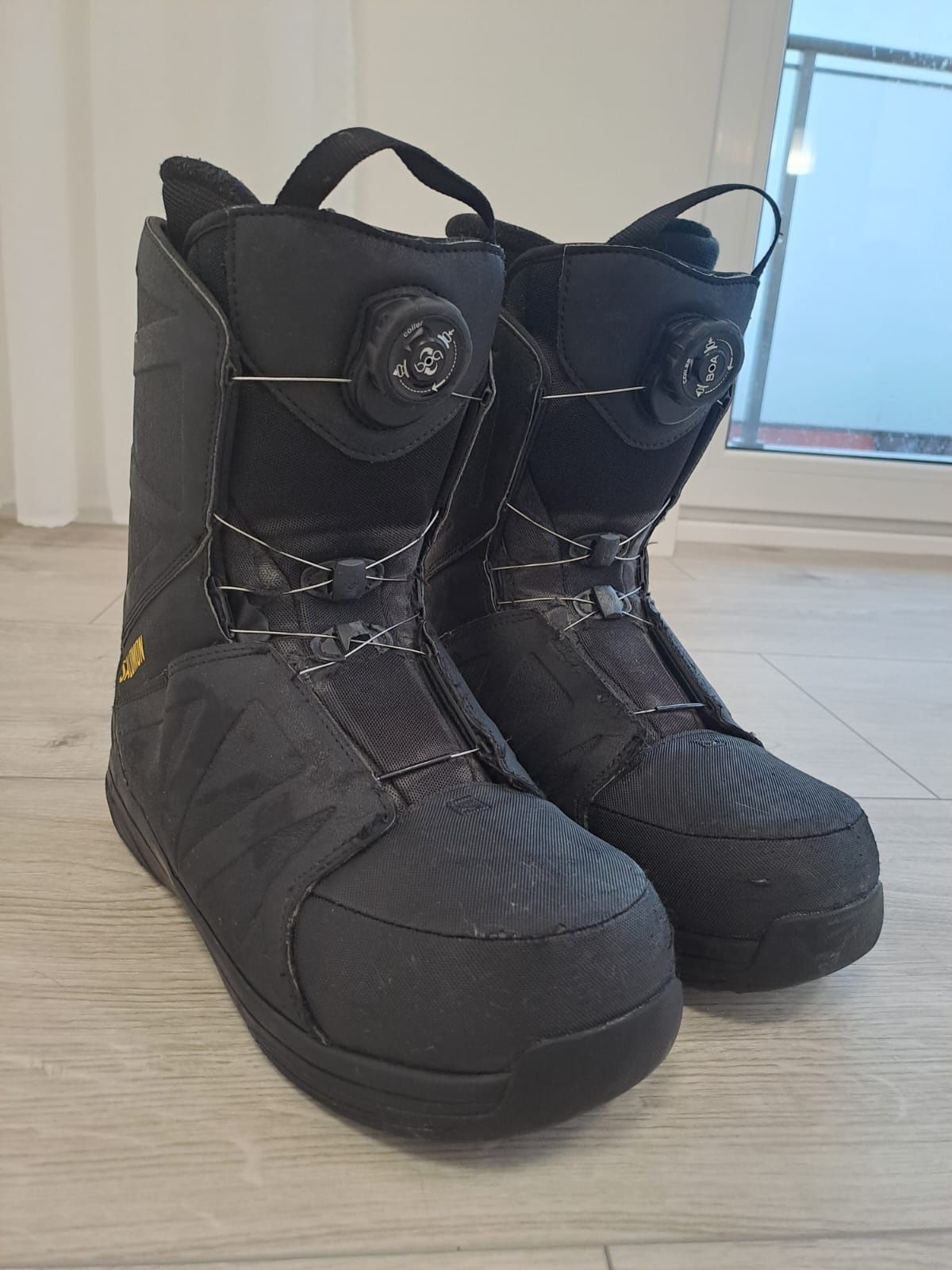 Buty snowboardowe z systemem boa